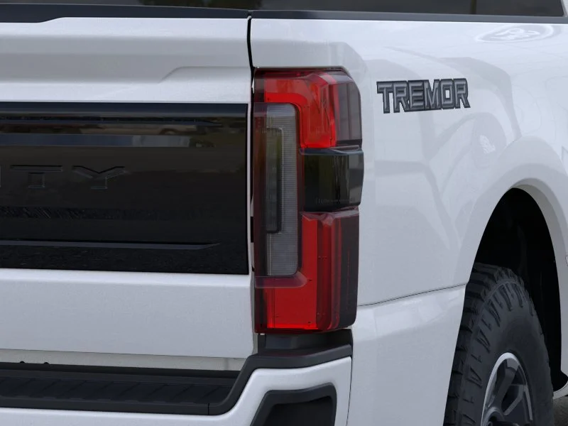 New 2026 Star White Metallic Tri-Coat Ford Platinum image 43