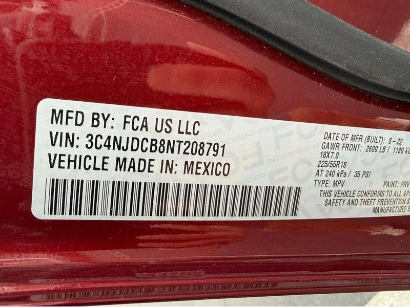Used 2022 Velvet Red Pearlcoat Jeep Limited image 26
