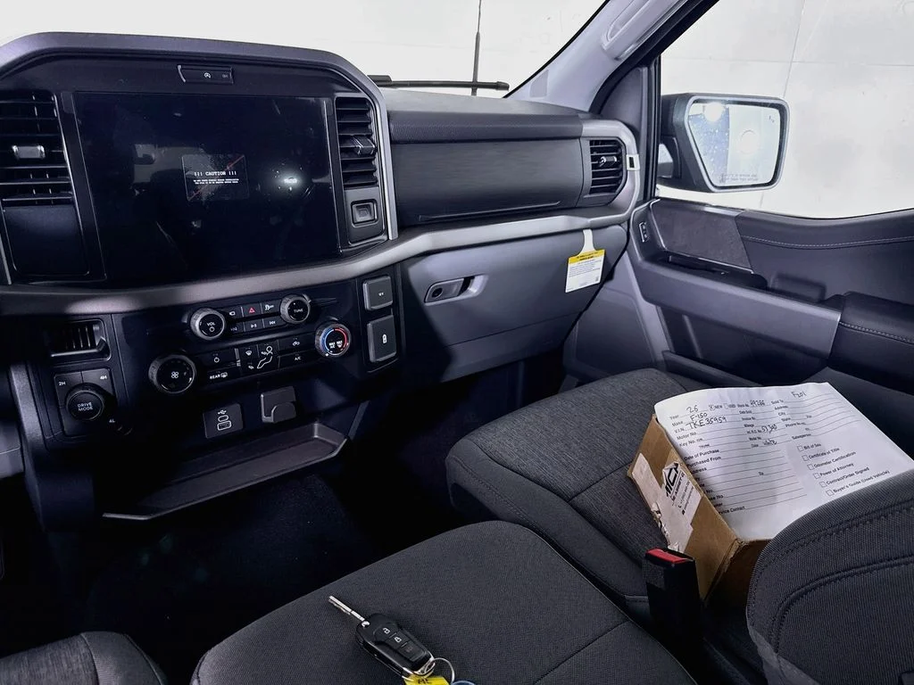 New 2026 Carbonized Gray Metallic Ford XLT image 21