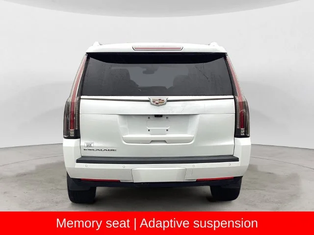 Used 2020 Crystal White Cadillac Luxury image 4