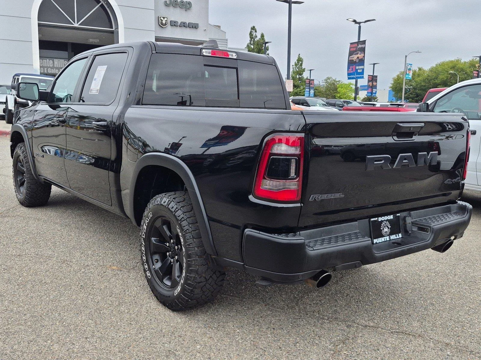 Certified Used 2023 Diamond Black Crystal Pearlcoat Ram Rebel image 4