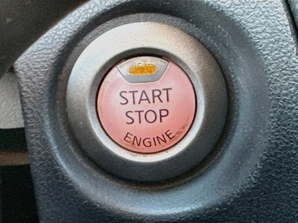 Used 2011 Black Nissan SL image 18