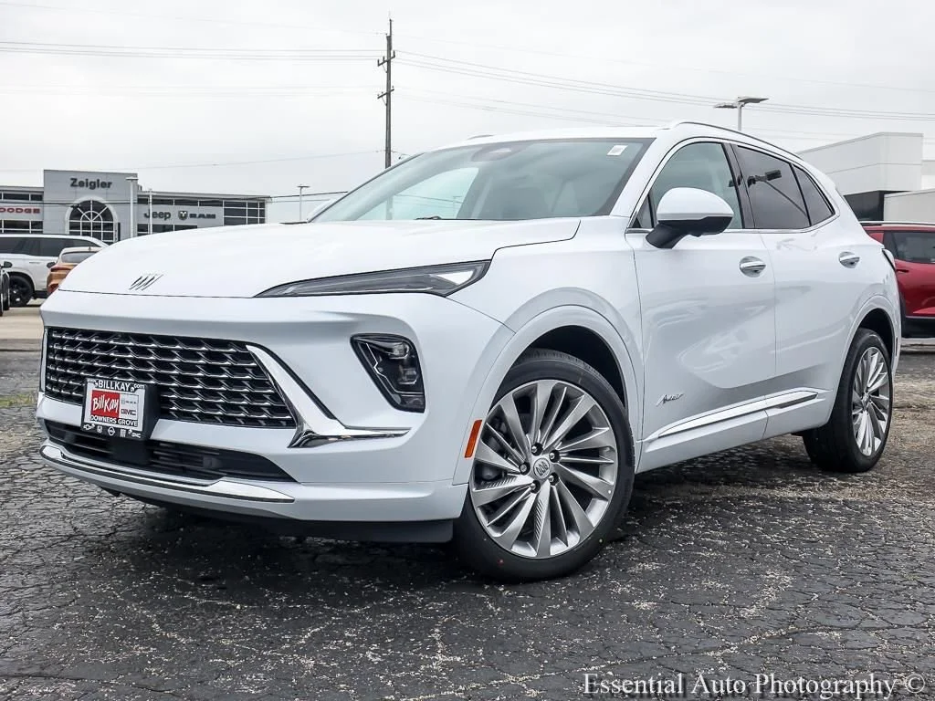 New 2026 Iridescent White Tricoat Buick Avenir image 2