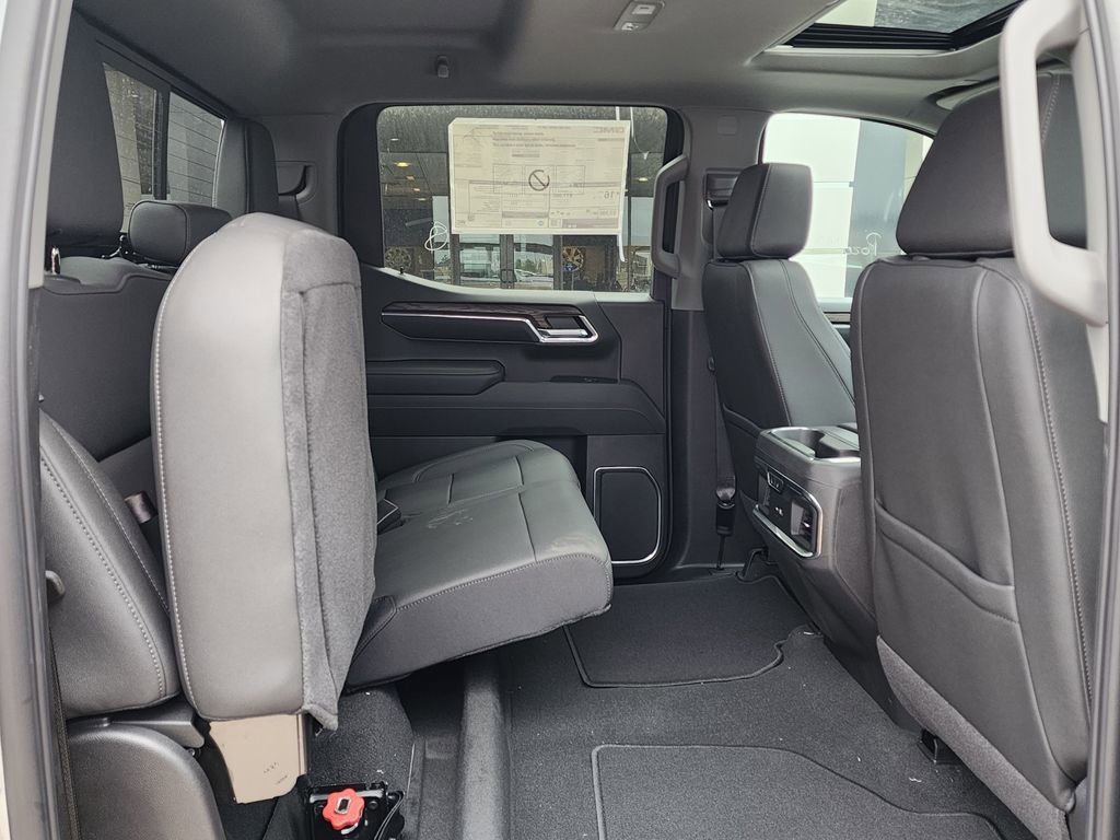 2026 GMC Sierra 1500 SLT - Photo 45