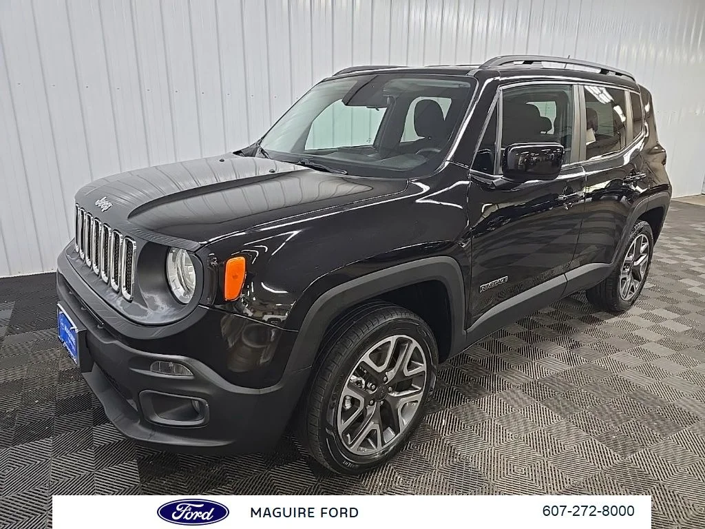 Used 2016 Black Jeep Latitude image 10