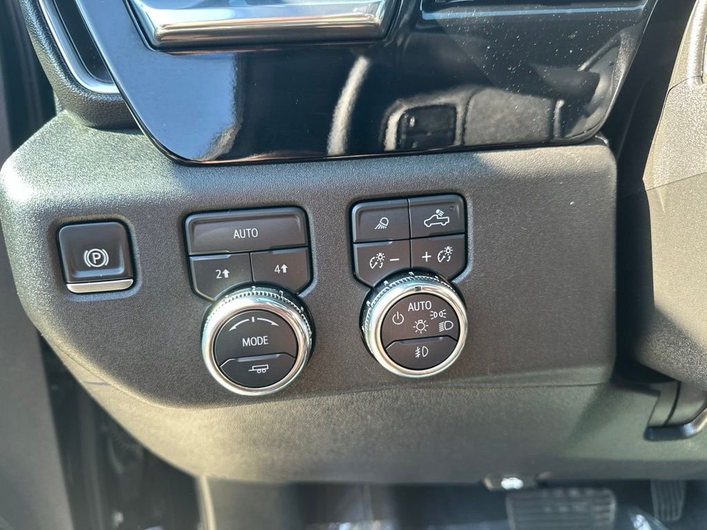 2025 GMC Sierra 1500 SLT - Photo 15