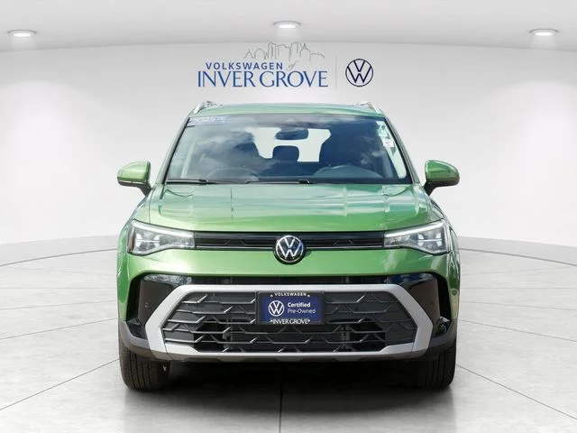 Certified 2025 Volkswagen Taos SE with VIN 3VVVC7B29SM042530 for sale in Inver Grove Heights, Minnesota