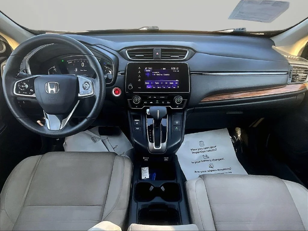 Used 2022 White Honda EX image 9