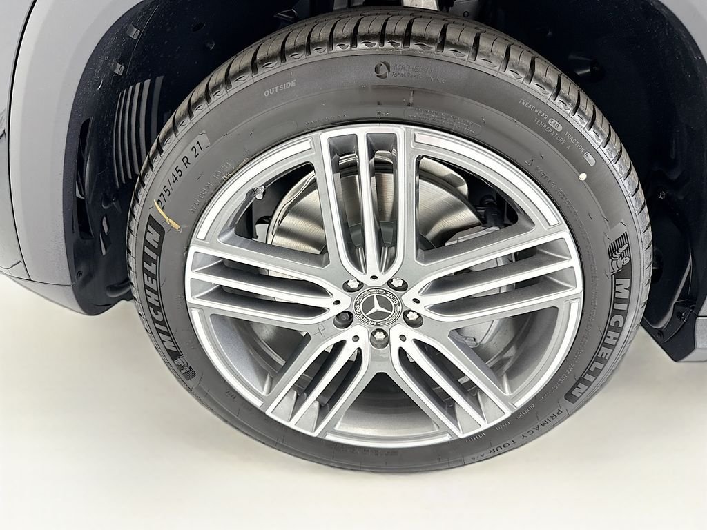 New 2026 Obsidian Black Metallic Mercedes-Benz GLS 450 image 31