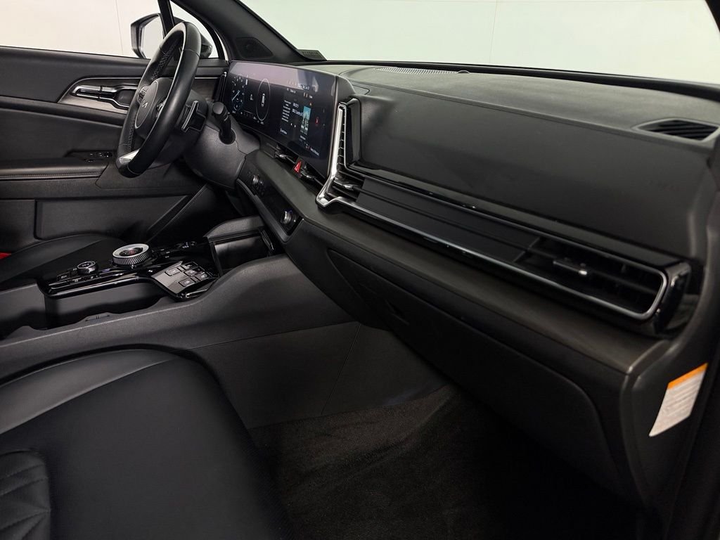 Used 2023 Snow White Pearl Kia X-Line Prestige image 32