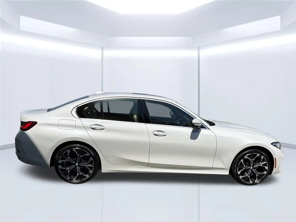 Used 2025 White BMW 330i image 8