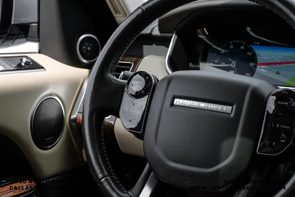 Used 2019 Silver Land Rover HSE image 21