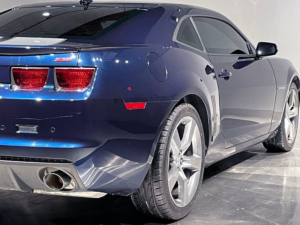 Used 2012 Imperial Blue Metallic Chevrolet 2SS image 31