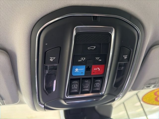 Used 2023 Black Jeep Limited image 25