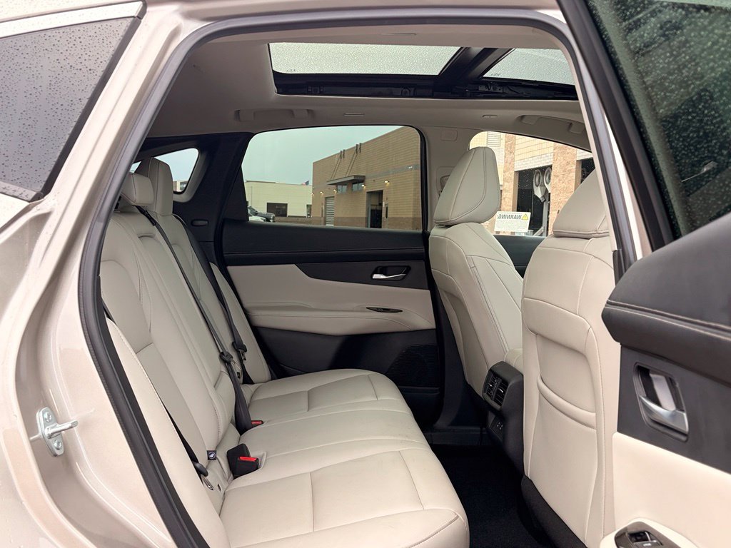Used 2025 Gold Nissan SL image 16