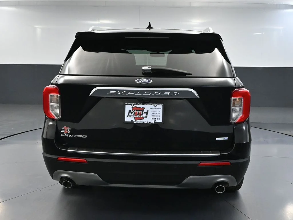 Used 2020 Black Ford Limited image 6