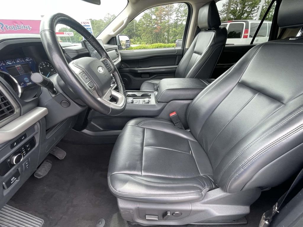 Used 2024 Silver Ford XLT image 17