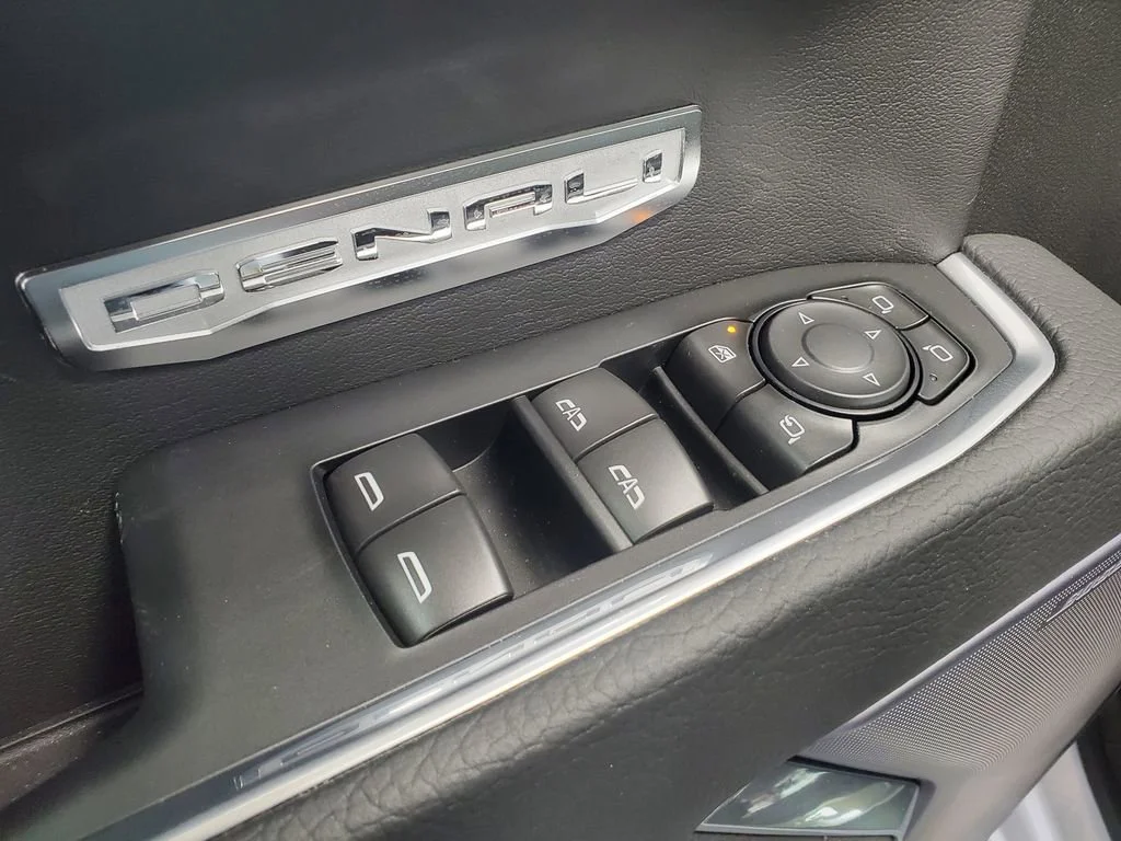 New 2026 Glacier White Tricoat GMC Denali image 10