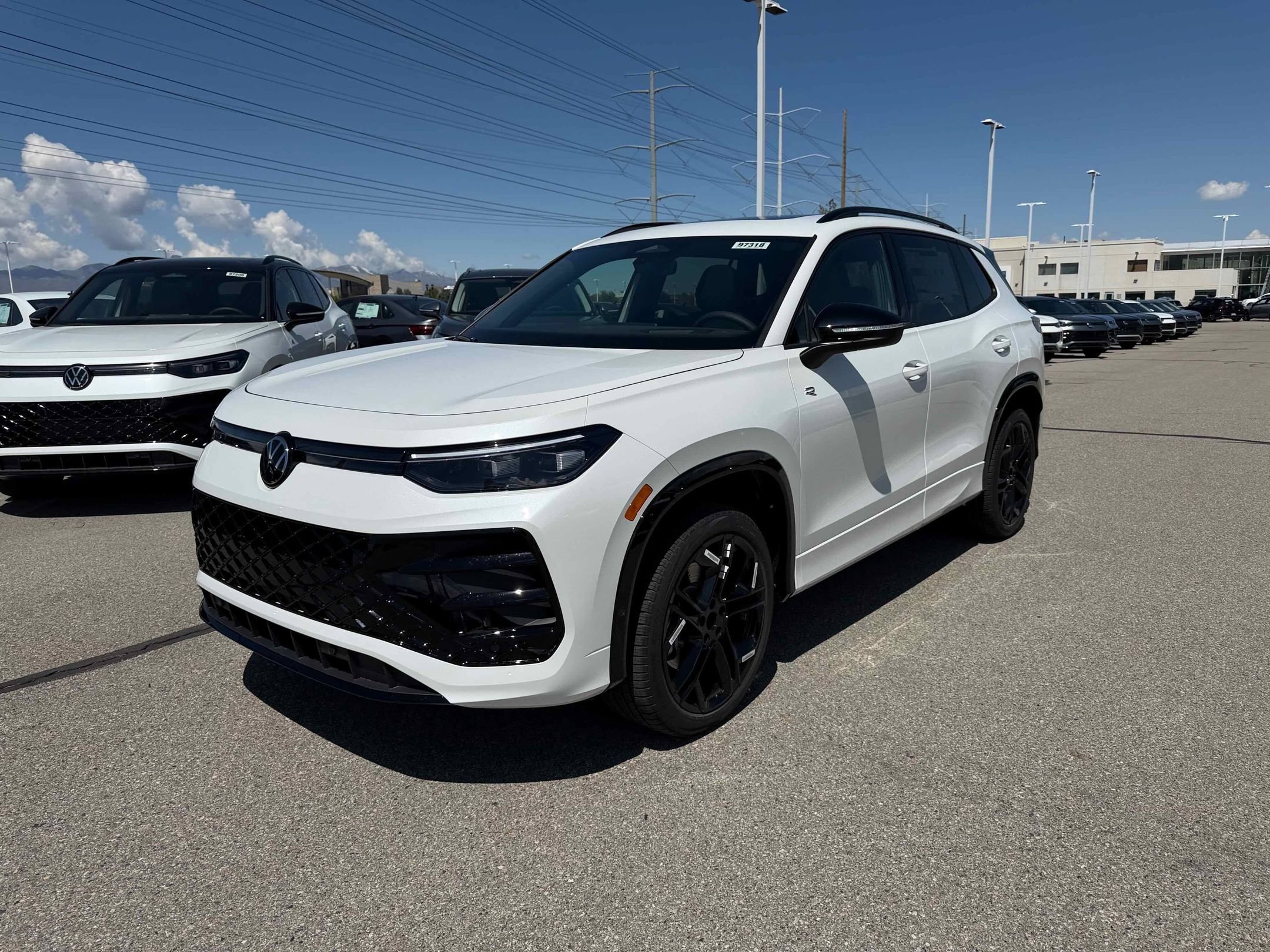 New 2026 Opal White Volkswagen SE R-Line Black image 13