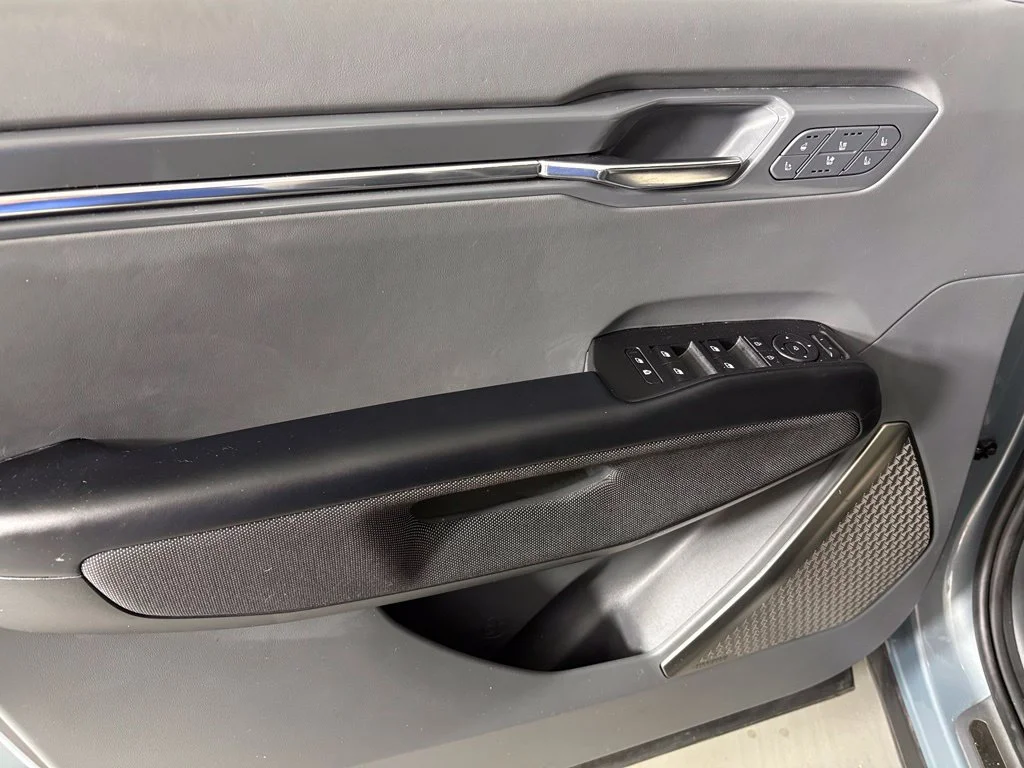 Used 2024 Green Kia GT-Line image 12