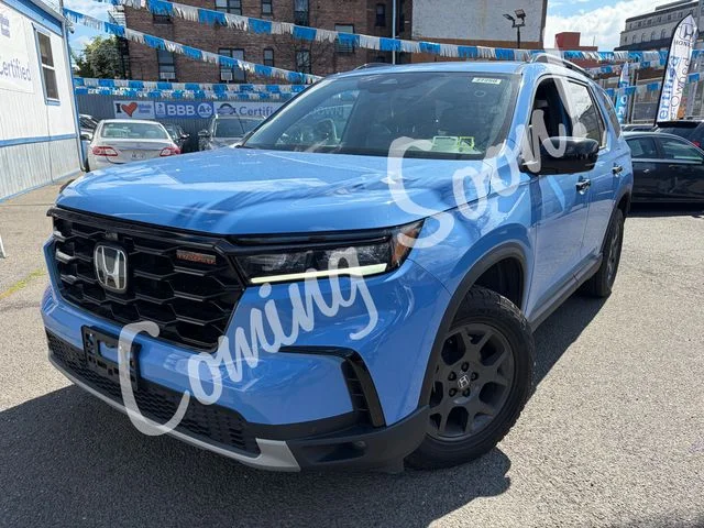 2024 Honda Pilot TrailSport AWD's photo