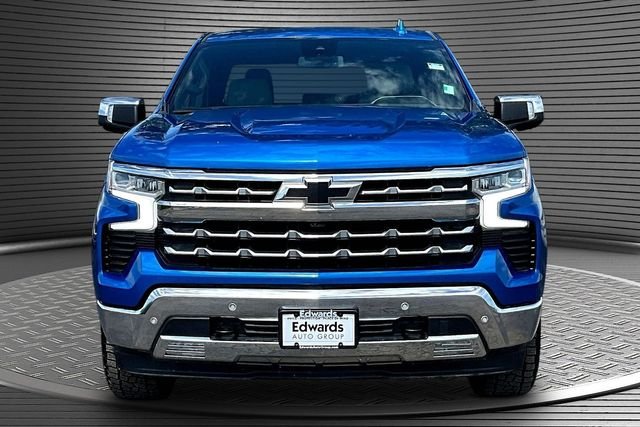 Used 2022 Blue Chevrolet LTZ image 2