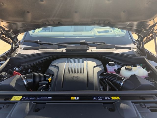 New 2026 Santorini Black Land Rover SE image 19
