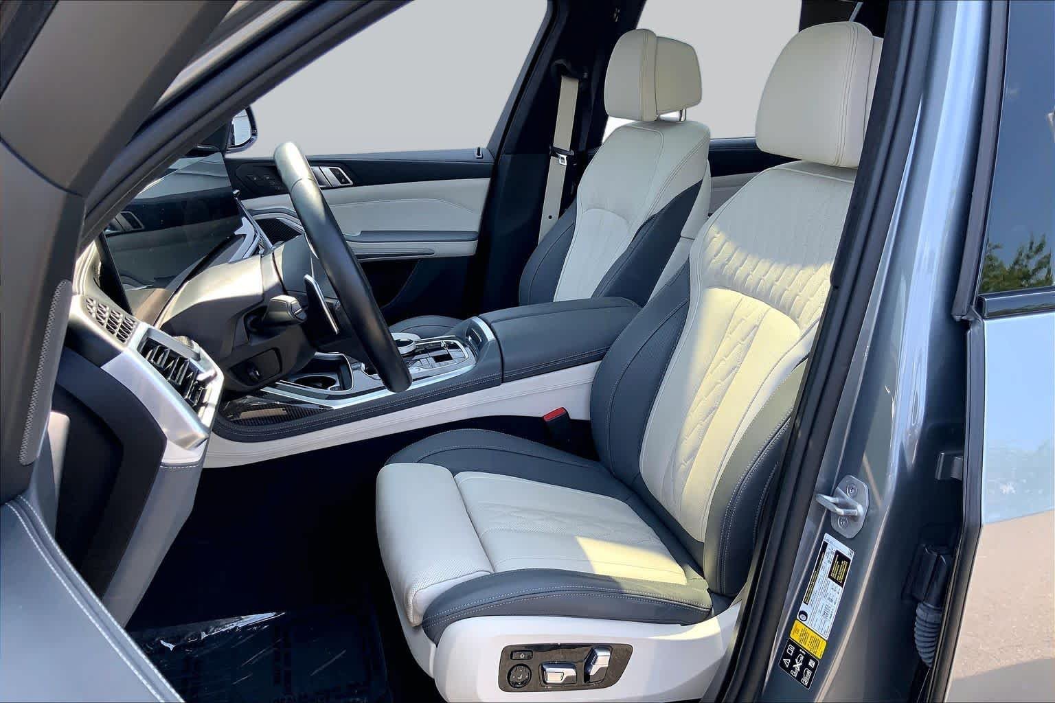 Certified Used 2024 Skyscraper Grey Metallic BMW M60i image 7