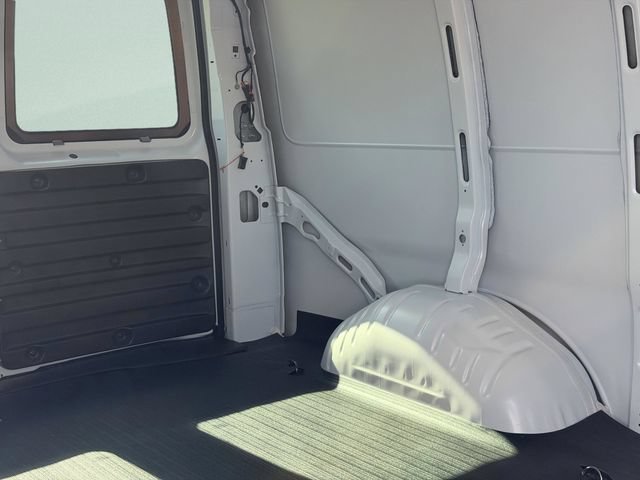 2025 Chevrolet Express Cargo Work Van - Photo 14