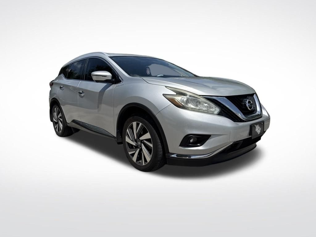 Used 2016 Silver Nissan Platinum image 2