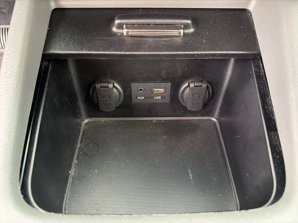 Used 2017 Black Kia EX image 36
