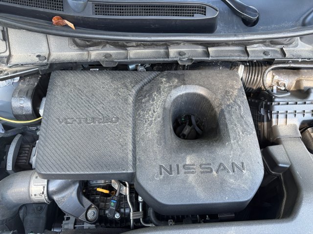 Used 2025 Gold Nissan SL image 7