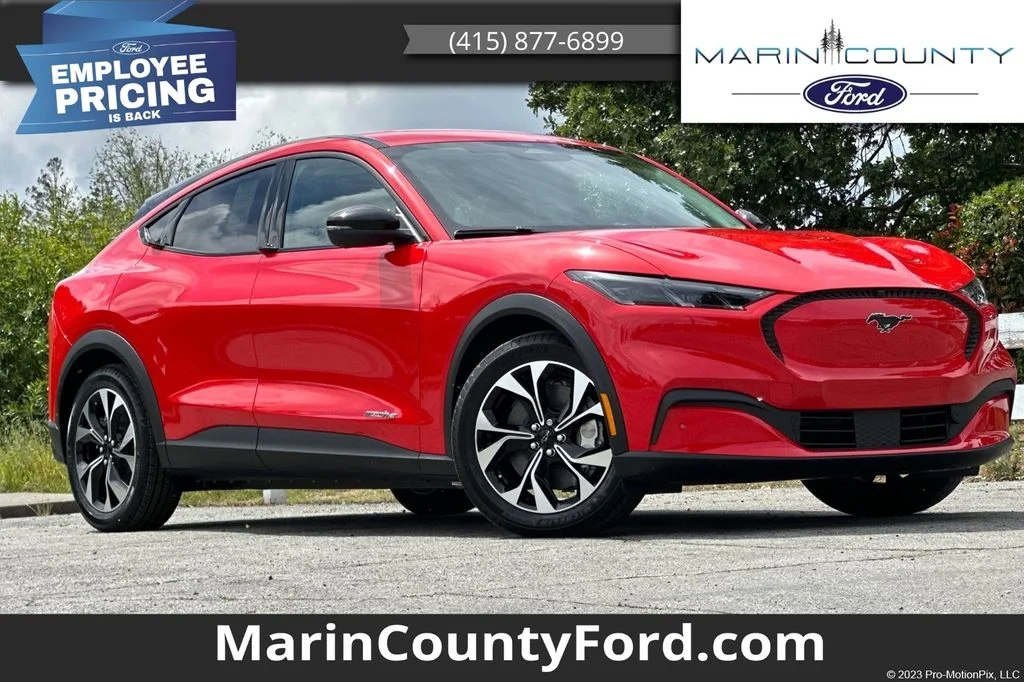 2026 Ford Mustang-Mach-e Select's photo