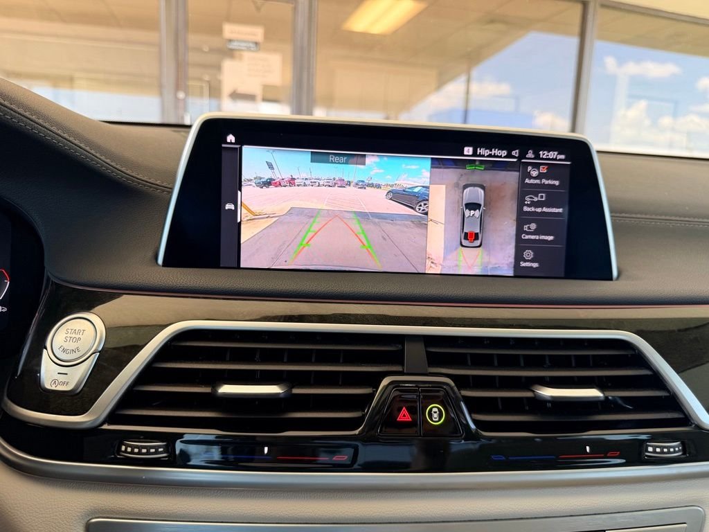 Used 2021 Gray BMW 740i image 26