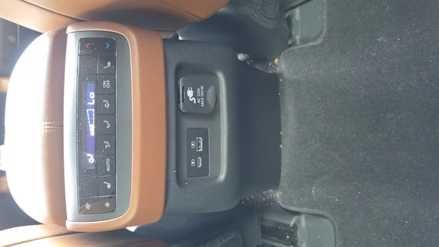 Used 2022 Boulder Gray Pearl Nissan Platinum image 35