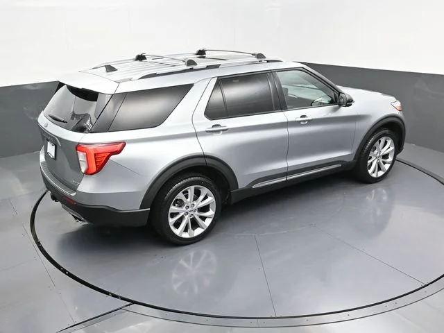 Used 2023 Silver Ford Platinum image 47