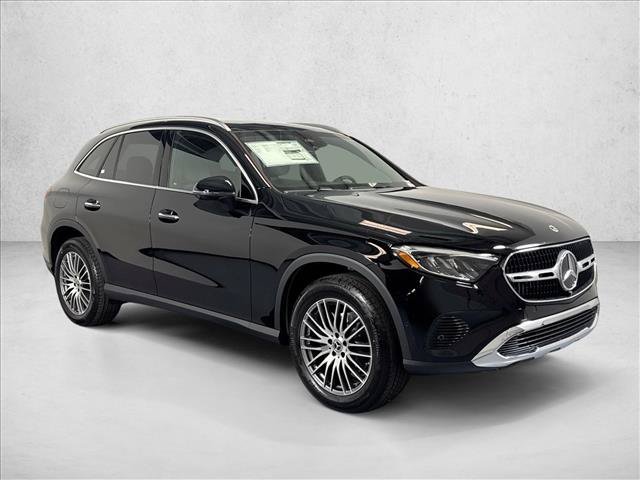 New 2026 Black Mercedes-Benz GLC 300 image 33