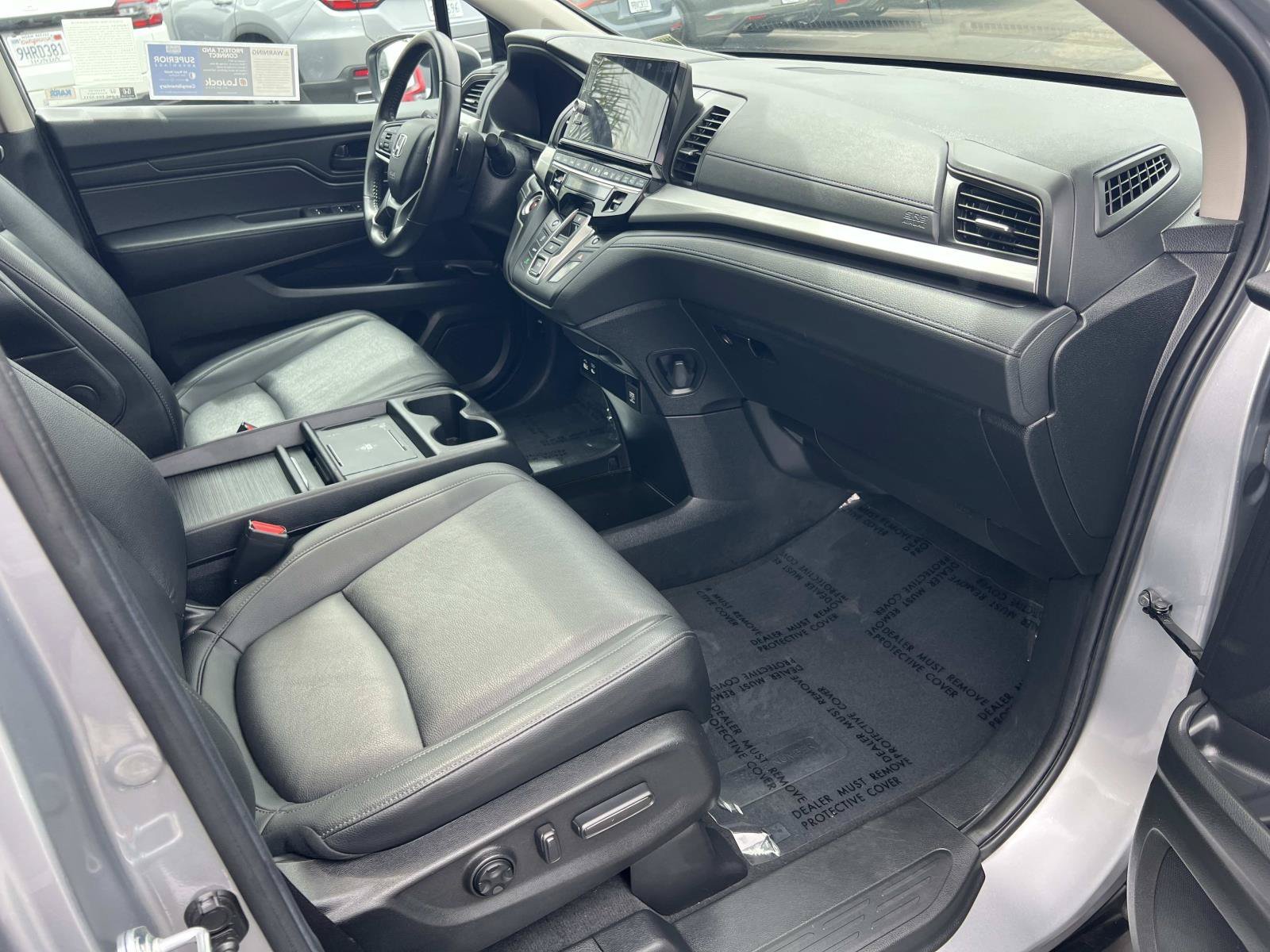 Certified Used 2025 Solar Silver Metallic Honda EX-L image 66