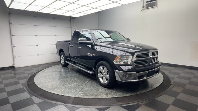 Used 2016 Brilliant Black Crystal Pearlcoat Ram Big Horn image 34