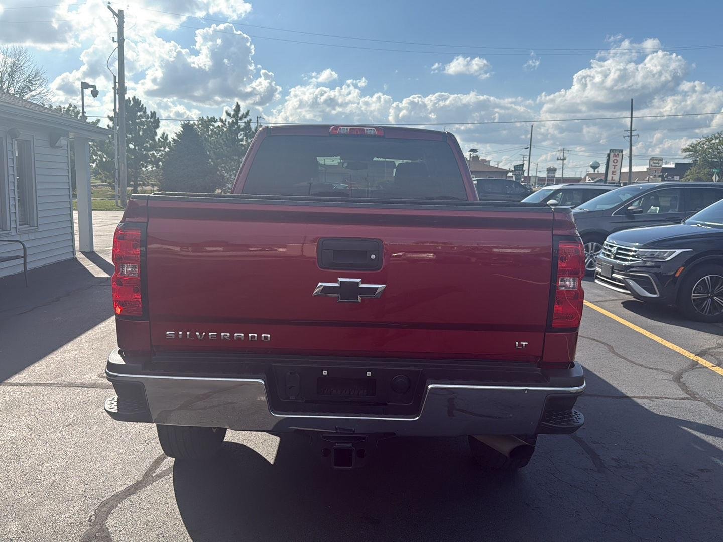 Used 2018 CAJUN RED TINTCOAT Chevrolet LT image 6