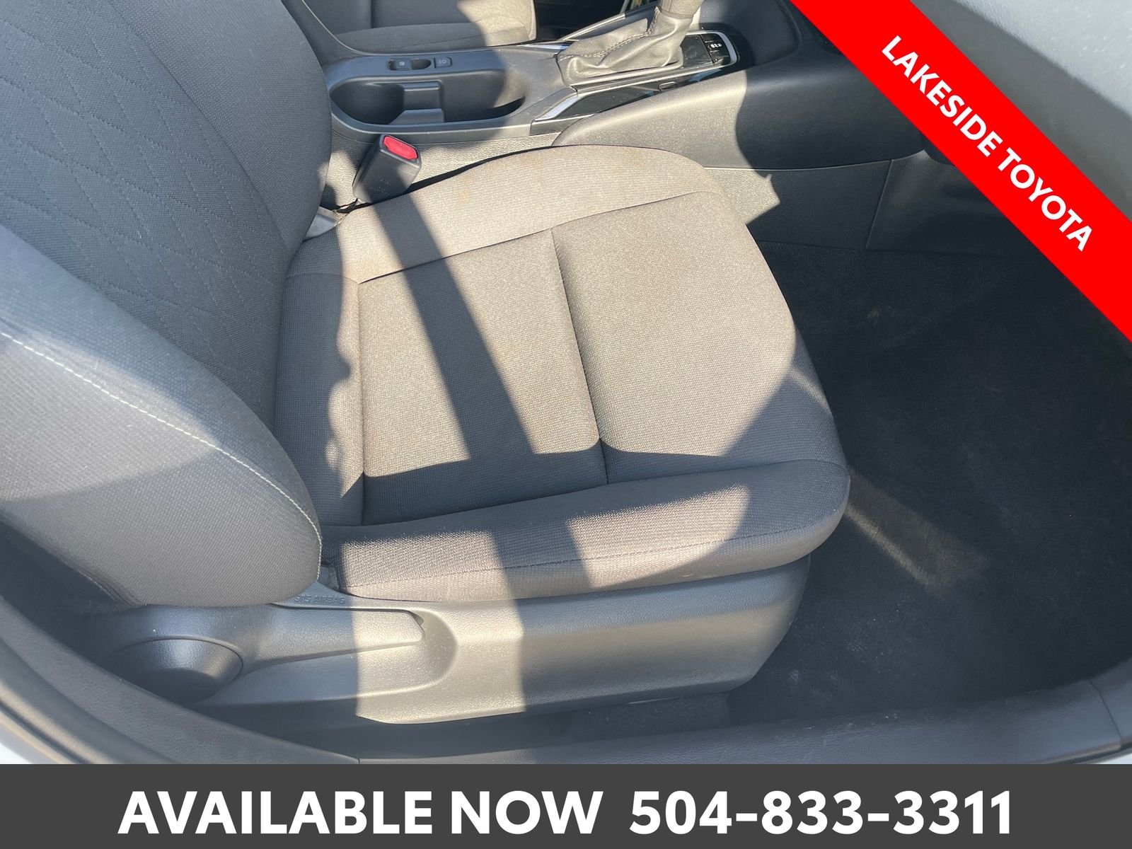 Used 2023 White Toyota LE image 16