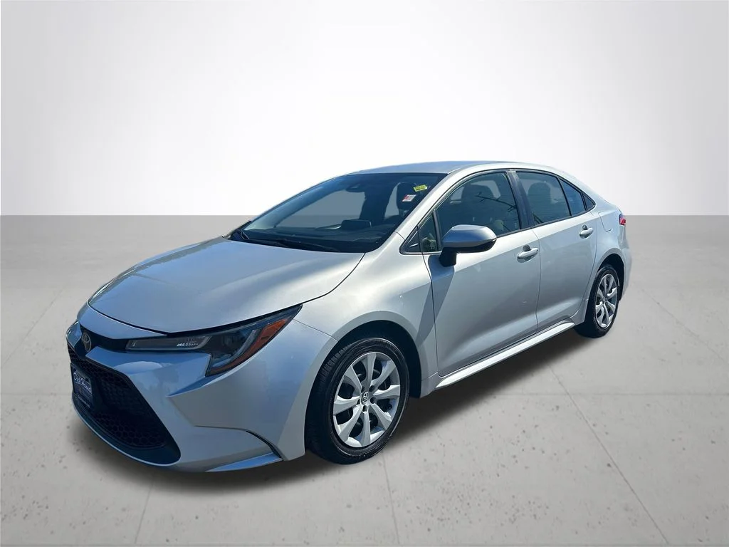 Used 2020 Silver Toyota LE image 2