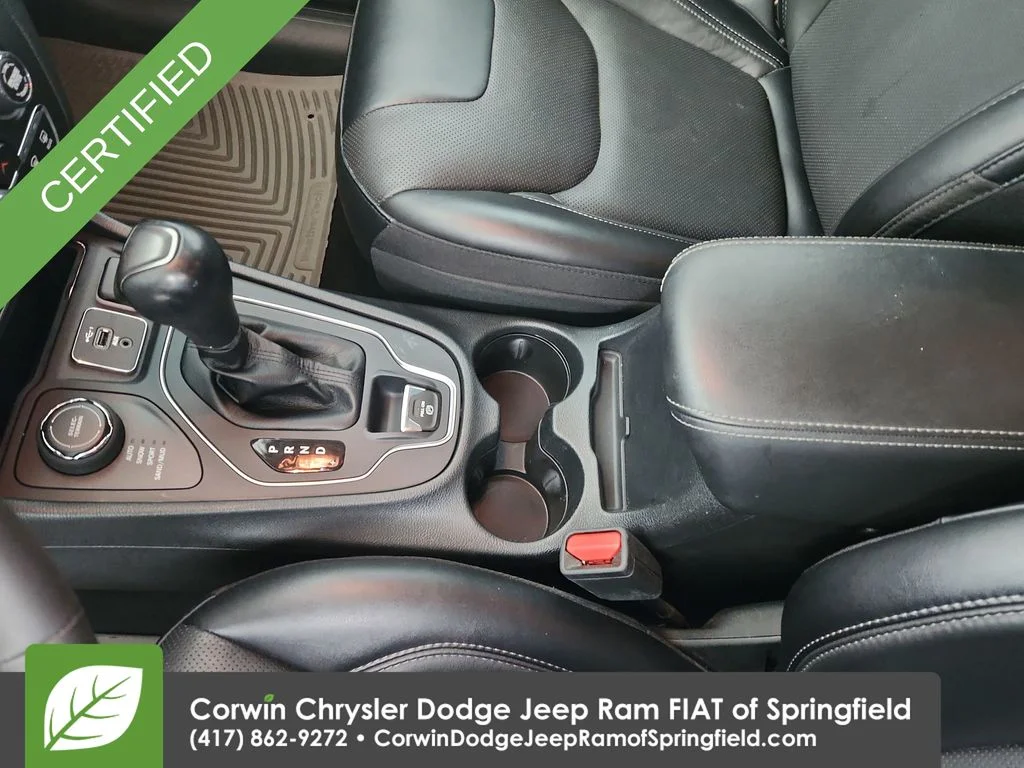 Certified Used 2022 Gray Jeep Latitude Lux image 29