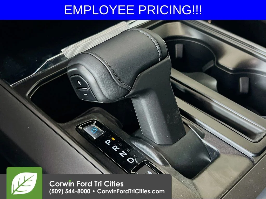 New 2026 Antimatter Blue Metallic Ford Lariat image 10