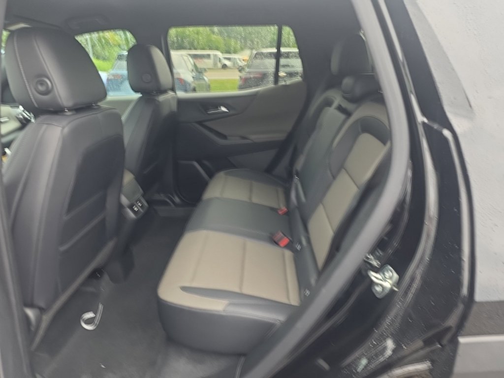 2027 Chevrolet Equinox LT - Photo 28