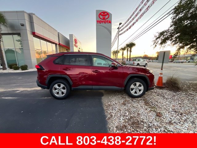 Used 2020 Red Toyota XLE image 2