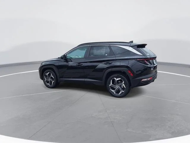 Used 2024 Black Hyundai SEL Convenience image 6