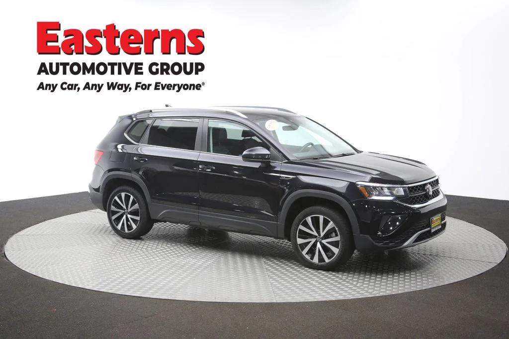 Used 2024 Black Volkswagen 1.5T SE image 45