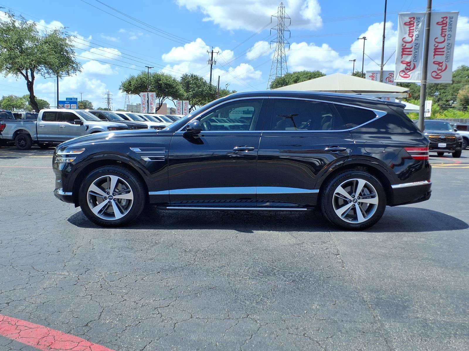 Used 2024 Vik Black Genesis 3.5T AWD 7P image 8