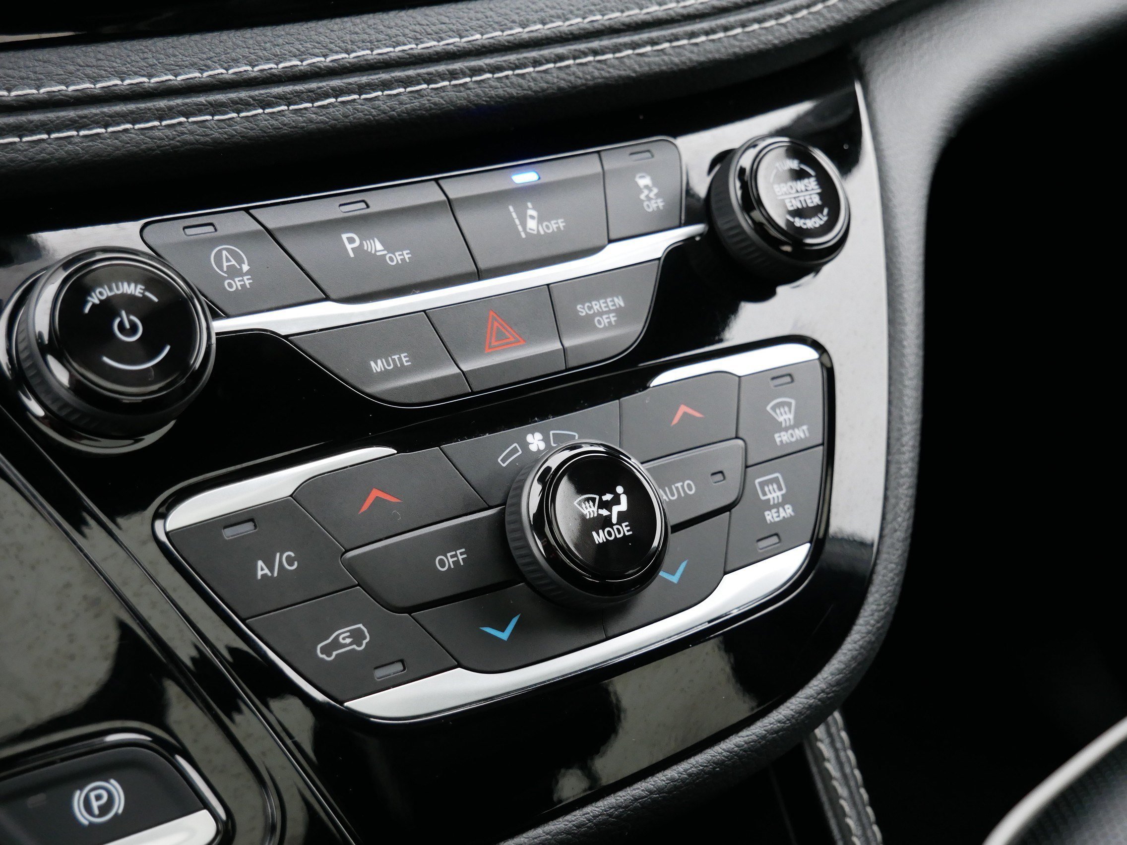 2026 Chrysler Pacifica Limited - Photo 22